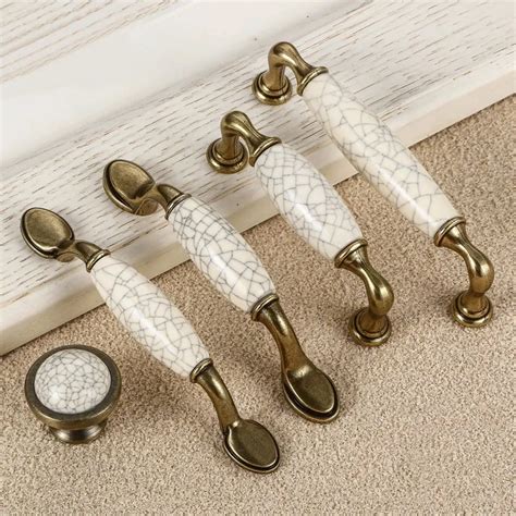 Porcelain and Metal Cabinet Knobs and Pulls 